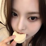 [드루와] 지하철타면 여자들 내<b>옆자리</b>에 앉음