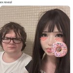 가끔 이쁜여자들은 왜 못생긴 남자를 사귈까