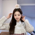 [추천선플만] 장원영 3년전 <b>한복</b> 사진은 진짜 말이 안 되게 예쁘다