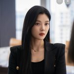 <b>김유정</b>vs고윤정vs김지원