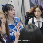 <b>안유진</b>이랑 수이랑 존똑임