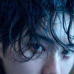 갑자기 다가온 으른 남자, 저 이거 봐도 돼요?