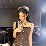 스테이씨 <b>오리콘</b>, 아이튠즈, 중국