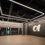 <b>제니</b> 사옥에 연습실 있나보네