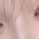 이사진<b>미간</b>넓어보임?