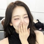 <b>안유진</b> 심각하게 닮은꼴