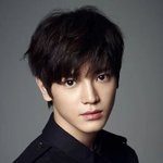 태용은 정석 조각 트렌디 <b>완전체</b>형 아이돌 배우상 비주얼인 얼굴황제