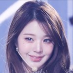 장원영 <b>메이크업</b> 바꾼 거 같은데