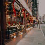 아내가 회식하면 같이 일하는 <b>동생</b>집에서 자.