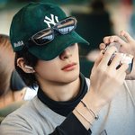 <b>앤톤</b>은 벌써 몰래 타투 2개나 했네