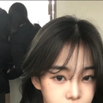 얼굴만 봤을<b>때</b> 솔까 누가 더 이쁨? (<b>사진</b> 있음!)