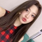 <b>재이</b> 코에 박치기한 스테이씨 시은