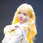 20살 <b>김채원</b>이랑 30살 <b>김채원</b>이라는데