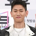 '조이' 크러쉬, 오랜만에 기쁜 소식 전했다…'힙합 어워즈' 2관왕...