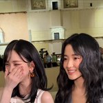 <b>카리나</b> 김태리 투 샷