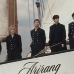 [군대] <b>정국이</b> 단추 개많음