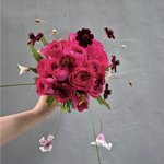 <b>결혼식</b> 당일 부케가 완전 다른 게 왔어요… 업체 대응까지 미쳤네요