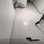 배달원이 빈통달라고해놓고 문앞에 던지고 갔는데요