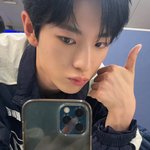 [댓글부탁해] 나 <b>이번</b>엔 진짜 폰 오래 써봐야지