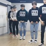 새삼 프듀<b>시절</b> 패션 왜이렇게 구리냐