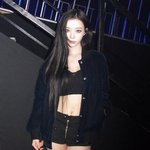 윈터 <b>스모키</b>화장한거 이쁘다..