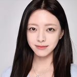 유나 이거 약간 김우빈 <b>닮음</b>