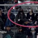 [댓글부탁해] 블랙핑크 지수 방탄 <b>콘서트</b> 왔대