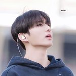 17년도 DNA 때 얼굴 생각남 진심