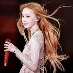 톤 파괴자 윈터에게 안 어울리는 건 없으니까