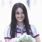 [추천선플만] 실물 공개되고 반응 좋은 <b>신인</b> 걸<b>그룹</b> 멤버