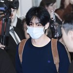뷔 공항사진 이거 <b>실화</b>냐