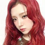 얘 <b>에스파</b> <b>윈터</b> 닮았네