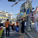 불법 현수막 줄에 10대 학생 걸려 기절해 병원 이송