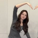 하투하 카르멘 몸매 개이쁘네