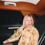 그라데이션 느낌의 백예린 + <b>선우정아</b>+ 작은조씨.jpg