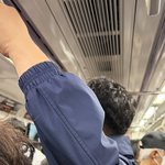 출근길 만원 <b>지하철</b> 팔꿈치 빌런
