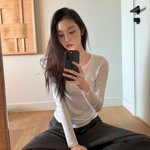 최신 <b>근황</b> 사진 공개한 뉴진스 해린