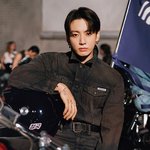 로고에도 이름 박힌 거 진짜 권력 미침