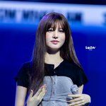 오늘 자 아이브 리즈 <b>코</b>수술한듯...