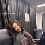 김도연 정<b>채연</b>이 입은 콘서트 굿즈