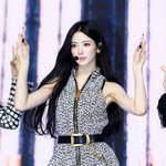 현 <b>여</b><b>돌</b> <b>외모</b> 1황은 얘임