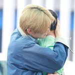 아빠가 된 일진짱 같다는 남돌 공항 사진