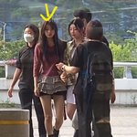 <b>원희</b> 옆 왼쪽 있는분 이름 아는분?