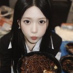 [드루와] 짜장면 먹는 <b>신라</b> 공주