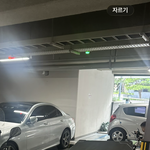 지하주차장 자리 하나 다 차지한 배달 <b>오토바이</b>, 제가 이해해야 하나요?