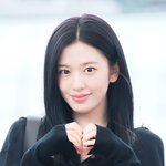 안유진 최근 <b>공항</b>에서 실물 반응