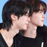 이 둘 어떻게 한 <b>그룹</b>에 넣었냐 백번 물었다
