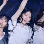 다른 <b>그룹</b>으로 데뷔할 뻔한 아이돌 멤버들