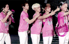 아침을 여는 샤이니 움짤