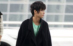 뉴이스트 제이알 비율;